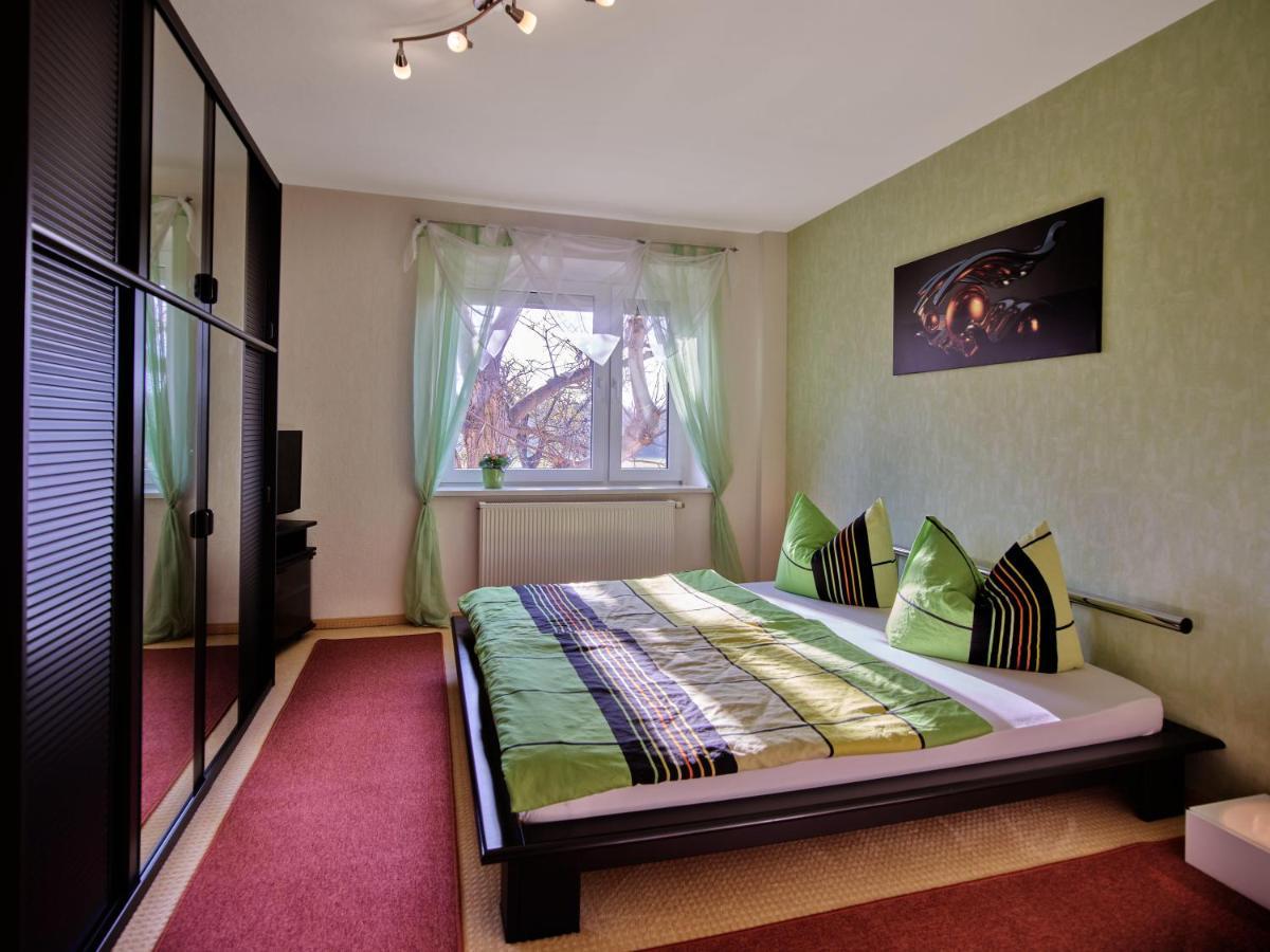 Gemuetliche Ferienwohnung In Laendlicher Lage Riesa Luaran gambar